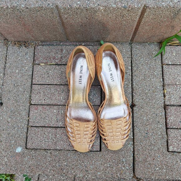 Summer heels - Picture 1 of 3